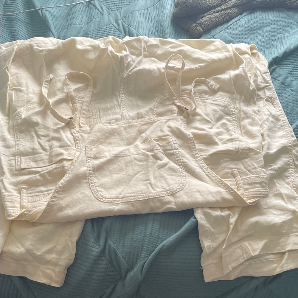 American Eagle Outfitters Light Cream Apparel
